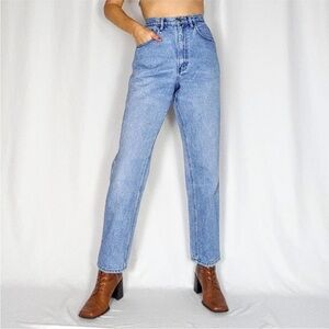 90’s Vintage Mom Jeans High Rise Passports
